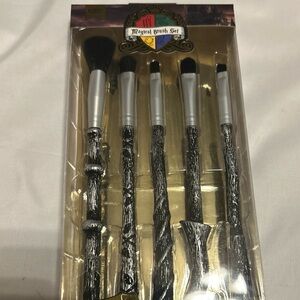 Taste Beauty Magical Wand 5PC Abracadabra Brush Set-NIB